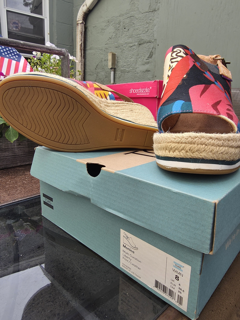 TOMS Multicolor Floral Print Espadrille Wedge Sandals with Tan Ankle Strap - Picture 2 of 3